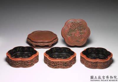 图片[3]-Three tiered set of carved polychrome lacquer boxes in the shape of six lobes, Qing dynasty (1644-1911)-China Archive